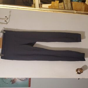 Lululemon leggins size 6